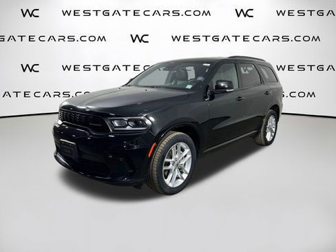 Used 2024 Dodge Durango GT image 1