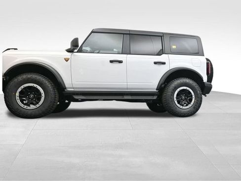 New 2026 Ford Bronco Badlands AWD/4WD image 24