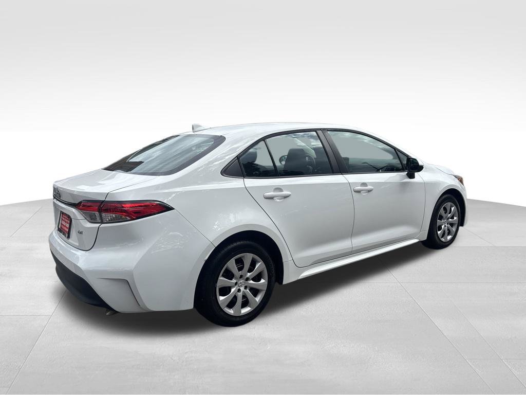 Used 2023 Toyota Corolla LE FWD image 7