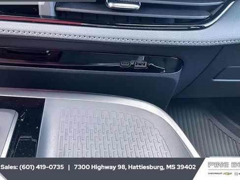 New 2026 Buick Enclave Preferred w/ LPO, Floor Liner Package image 23