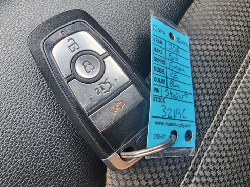 Used 2018 Ford Fusion SE w/ Equipment Group 201A FWD image 19