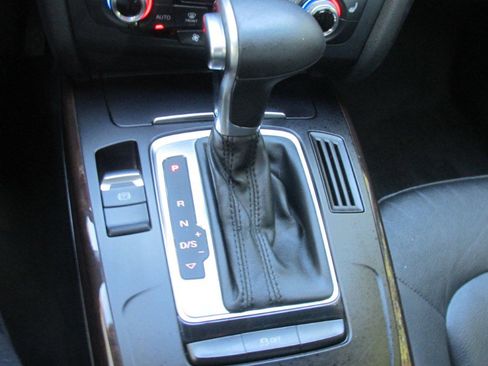 Used 2015 Audi A4 2.0T Premium image 56