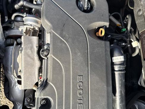 Used 2020 Chevrolet Malibu LT w/ Leather Package image 25