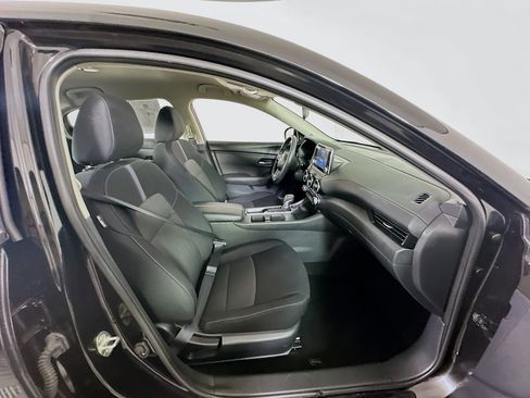 Used 2023 Nissan Sentra SV FWD image 31