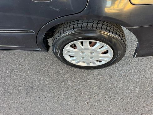 Used 2005 Honda Civic LX image 27