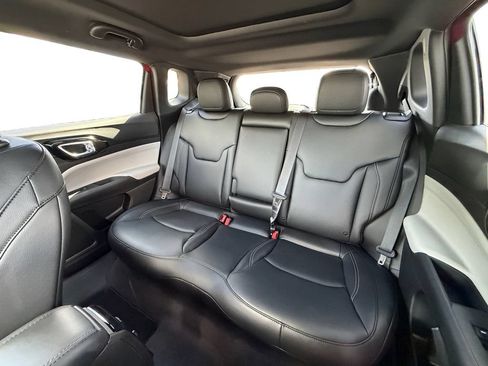New 2026 Jeep Compass Limited w/ Sun, Sound & Navigation Group AWD/4WD image 22