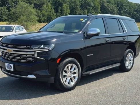 Used 2023 Chevrolet Tahoe Premier w/ Premium Package AWD/4WD image 4