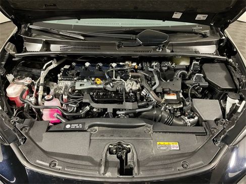 Used 2025 Toyota Prius LE image 7