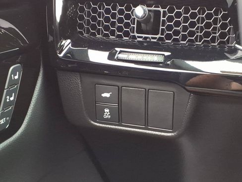 Certified 2025 Honda CR-V Sport Touring image 32