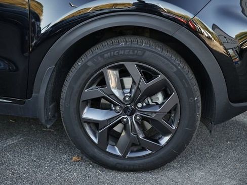 Used 2022 Kia Sportage Nightfall Edition image 4