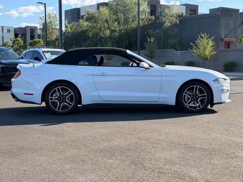Used 2022 Ford Mustang Premium RWD image 7
