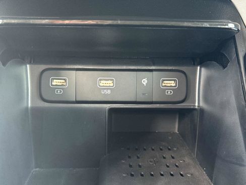 Used 2023 Kia Sorento SX Prestige w/ Panoramic Sunroof Package image 30