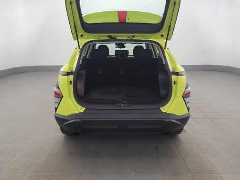 Used 2024 Hyundai Kona SE FWD image 29
