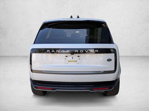 Used 2023 Land Rover Range Rover SE image 6