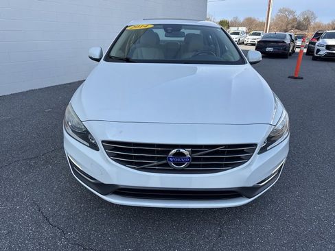 Used 2014 Volvo S60 T5 image 2