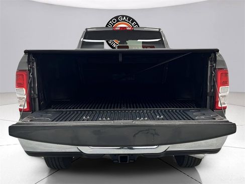 Used 2021 RAM 2500 Big Horn image 18
