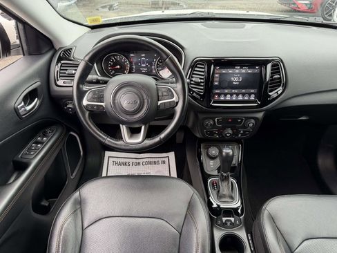 Used 2020 Jeep Compass Limited image 12