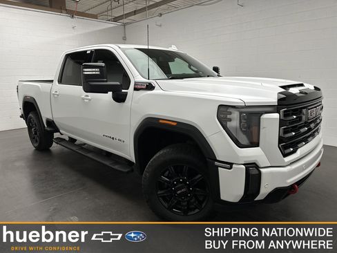 Used 2024 GMC Sierra 2500 AT4 AWD/4WD image 1