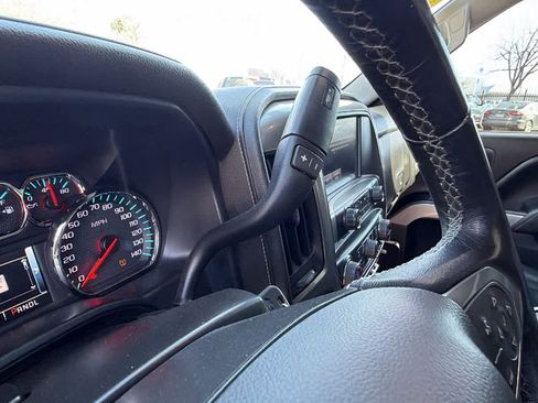 Used 2018 Chevrolet Silverado 1500 LTZ Z71 w/ Centennial Edition image 13