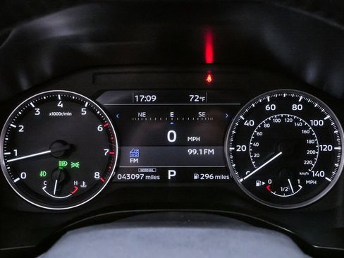 Used 2024 Mitsubishi Outlander SE image 22