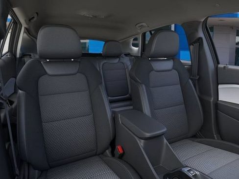 New 2026 Chevrolet Trax LT w/ Driver Confidence Package FWD image 17
