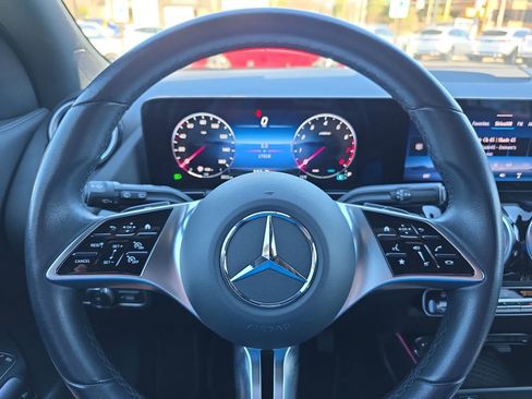 Used 2025 Mercedes-Benz GLA 250 GLA 250 image 20