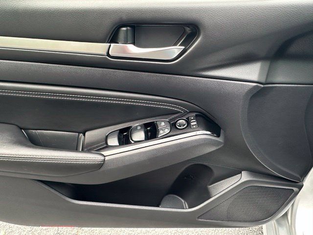 Used 2020 Nissan Altima 2.5 SL AWD/4WD image 17