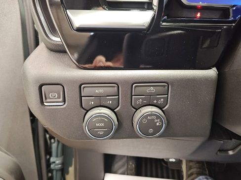 New 2026 Chevrolet Silverado 1500 LT image 27