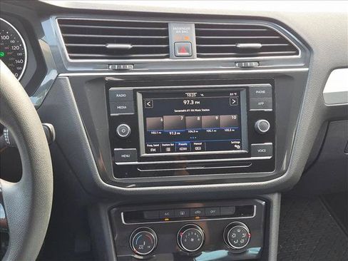 Used 2021 Volkswagen Tiguan S FWD image 10