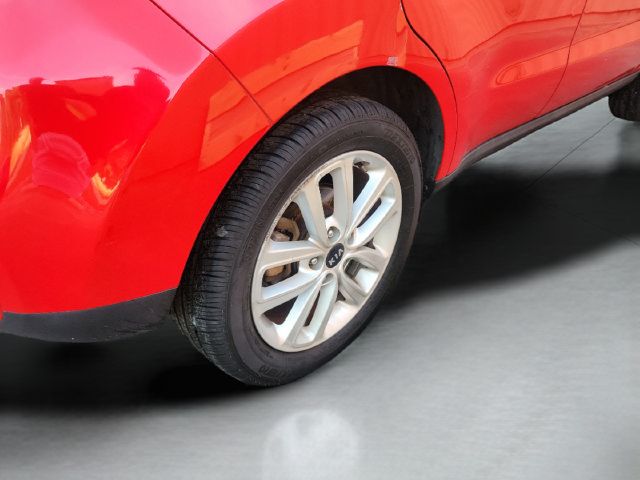 Used 2019 Kia Soul + FWD image 27