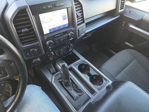 Used 2019 Ford F150 XLT w/ Equipment Group 302A Luxury image 11
