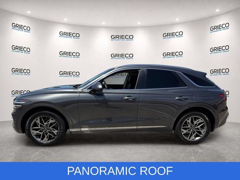 Used 2022 Genesis GV70 2.5T w/ Advanced Package AWD/4WD image 4