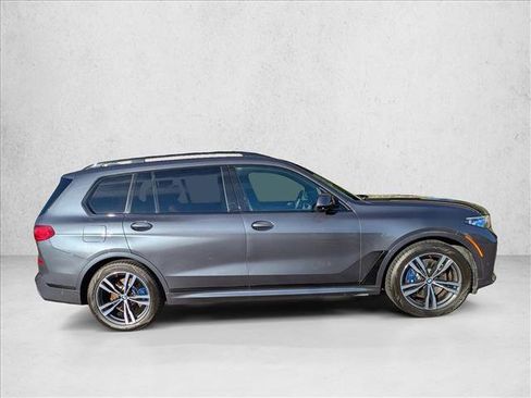 Used 2019 BMW X7 xDrive50i w/ Dynamic Handling Package image 4