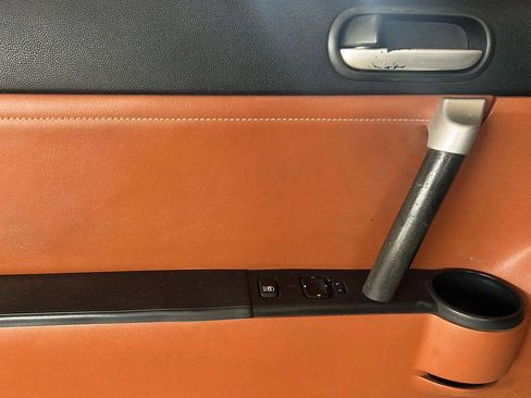 Used 2006 MAZDA MX-5 Miata Grand Touring w/ Premium Pkg image 22