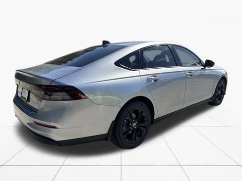 New 2025 Honda Accord SE image 8