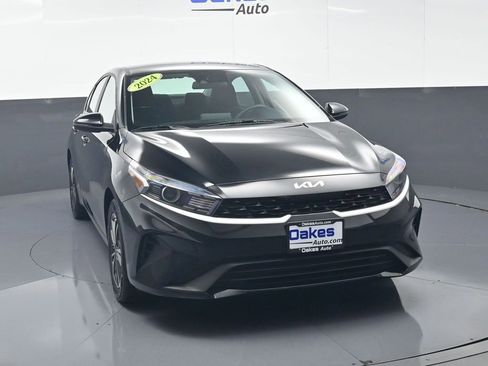 Certified 2024 Kia Forte LXS w/ LXS Technology Package FWD image 3