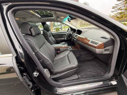 Used 2006 BMW 750i RWD image 60
