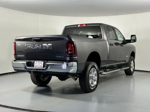 Used 2026 RAM 2500 Big Horn AWD/4WD image 7