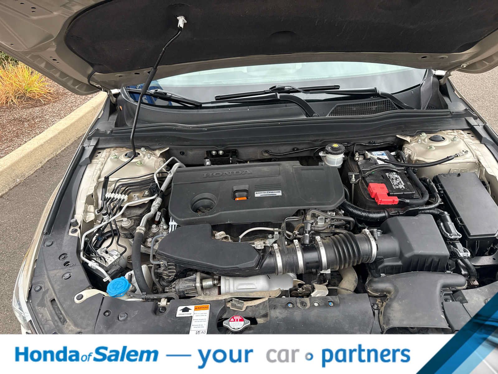 Used 2018 Honda Accord EX-L image 9