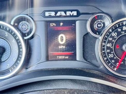 Used 2020 RAM 2500 Big Horn w/ Level 1 Equipment Group AWD/4WD image 13
