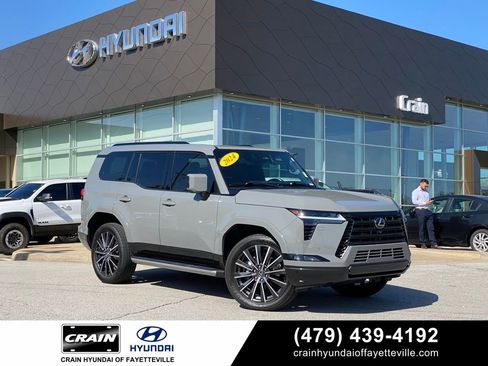 Used 2024 Lexus GX 550 w/ Accessory Package (2T) AWD/4WD image 1