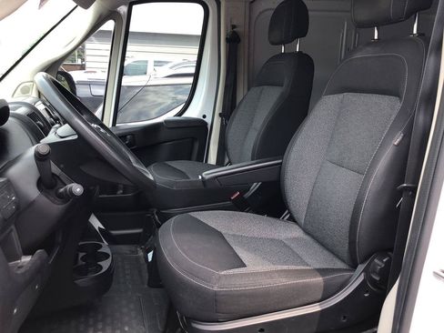 Used 2021 RAM ProMaster 2500 FWD image 11