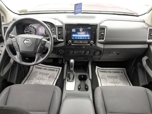Used 2022 Nissan Frontier SV image 15