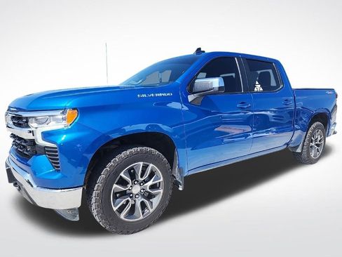 Used 2022 Chevrolet Silverado 1500 LT w/ Protection Package image 2