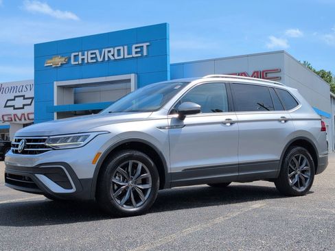 Used 2024 Volkswagen Tiguan Wolfsburg Edition image 1