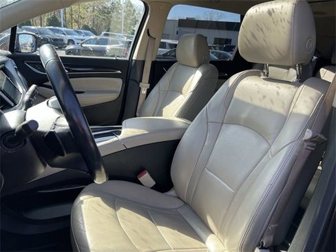 Used 2018 Buick Enclave Essence w/ Trailering Package image 11