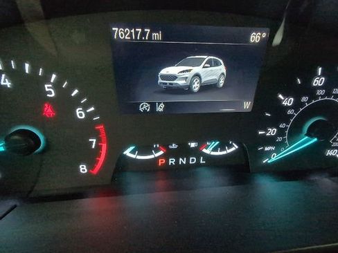 Used 2022 Ford Escape SE image 12