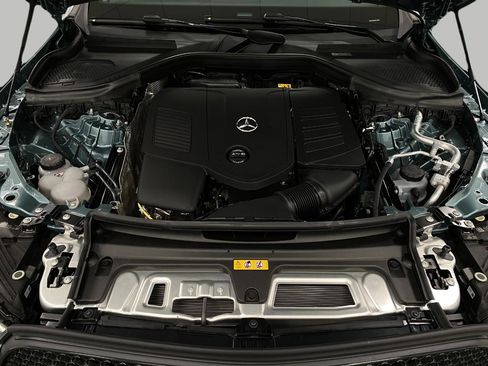 New 2026 Mercedes-Benz GLC 300 4MATIC image 11