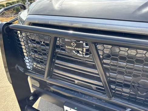 Used 2024 Toyota Tundra Limited image 11