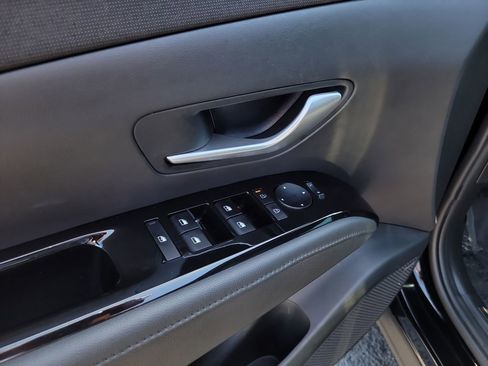 Used 2025 Hyundai Santa Cruz Limited AWD/4WD image 14